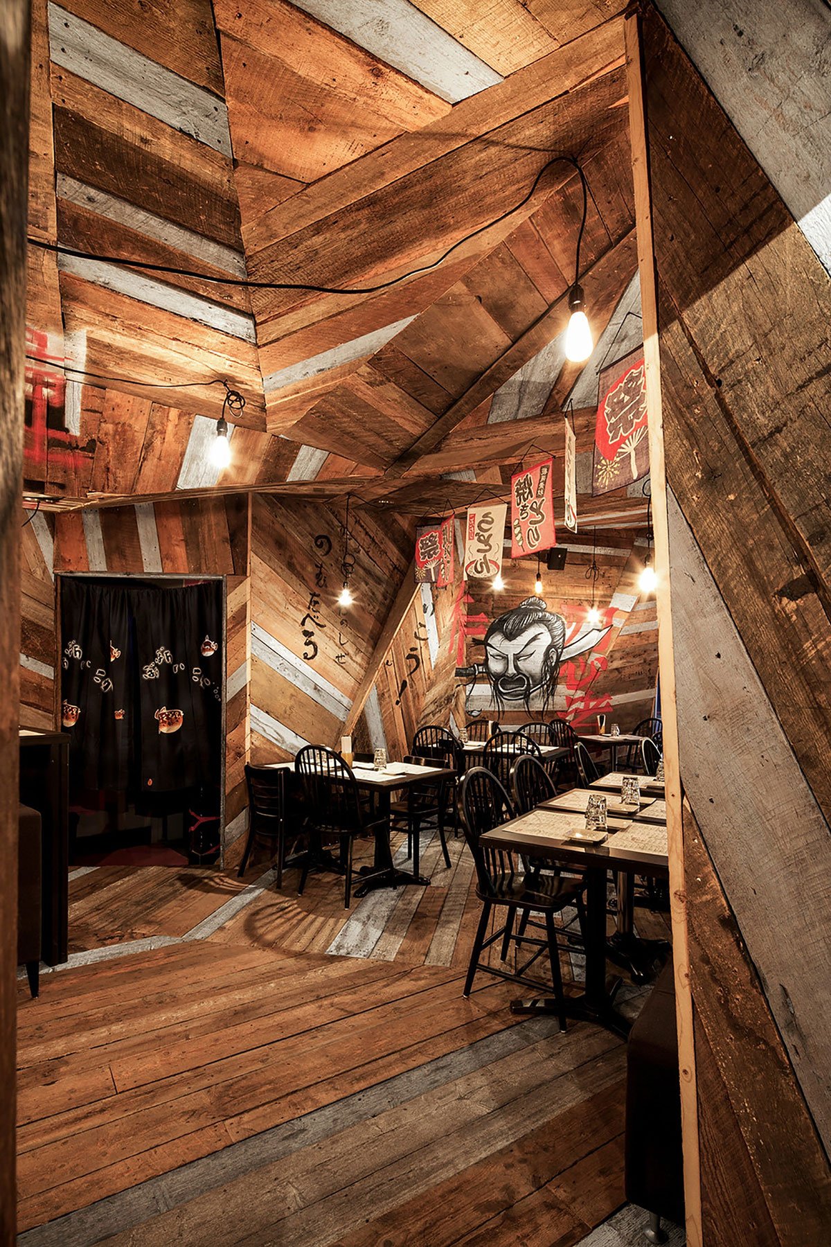 Kinoya國(guó)外餐飲空間設(shè)計(jì)案例