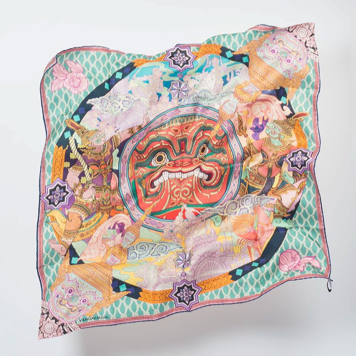 深圳品牌設(shè)計  深圳品牌策劃  Vandavanda圍巾品牌形象設(shè)計  插畫展示