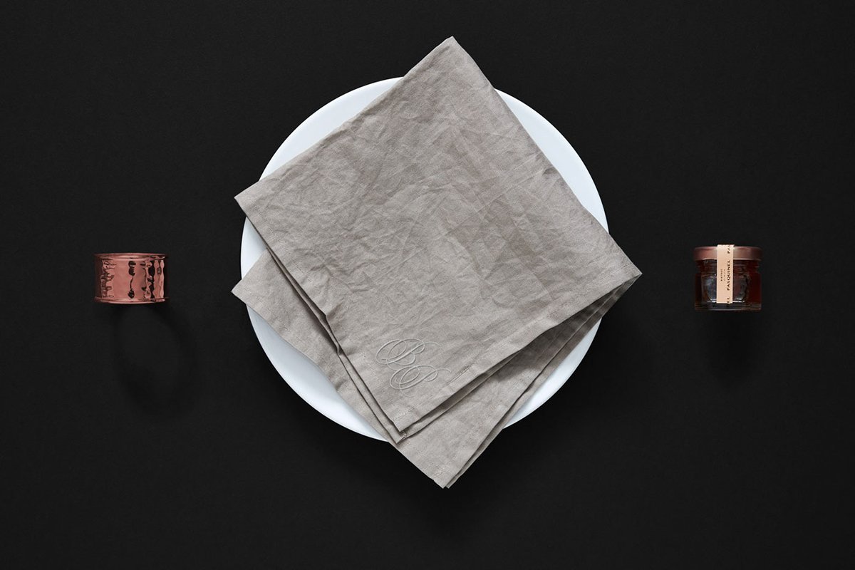 酒樓餐飲品牌戰(zhàn)略升級(jí)，品牌設(shè)計(jì)，品牌策劃，餐飲品牌升級(jí)，品牌升級(jí)，餐飲品牌設(shè)計(jì)，餐飲品牌策劃，深圳品牌設(shè)計(jì)，深圳品牌策劃，左右格局