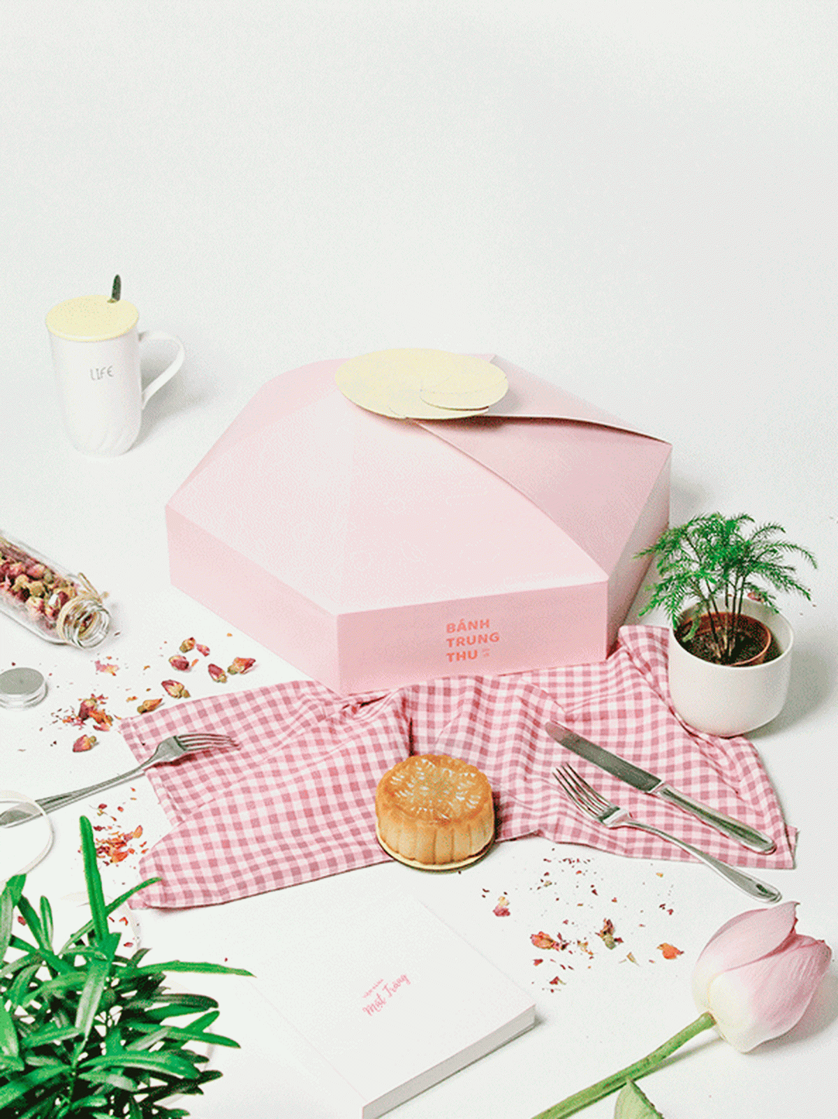 月餅（食品）品牌包裝設(shè)計(jì)欣賞，品牌設(shè)計(jì)，品牌包裝設(shè)計(jì)，月餅包裝設(shè)計(jì)，食品包裝設(shè)計(jì)，食品品牌設(shè)計(jì)，深圳品牌設(shè)計(jì)，左右格局