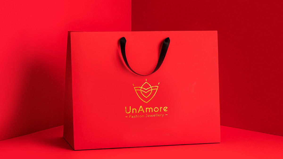 時尚珠寶首飾UNAMORE品牌設(shè)計和強化品牌“時尚”定位，時尚珠寶品牌設(shè)計，時尚品牌形象設(shè)計，品牌形象整合，珠寶品牌營銷，品牌戰(zhàn)略定位，品牌設(shè)計公司，品牌策劃公司，深圳品牌策劃，深圳品牌設(shè)計，左右格局